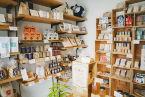 店主目利きの福知山土産に出会える｜お土産と喫茶 足立